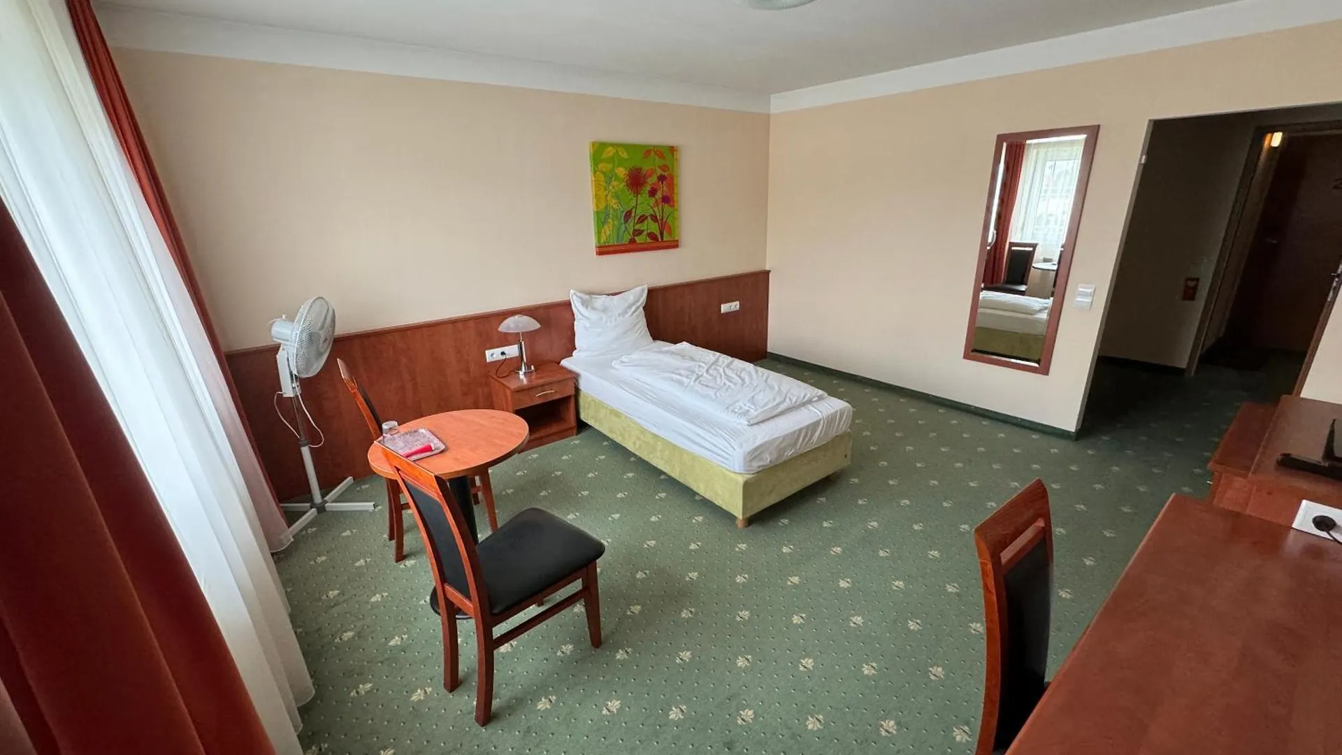 Hotel Breitenlee Vienna 2*,  Austria