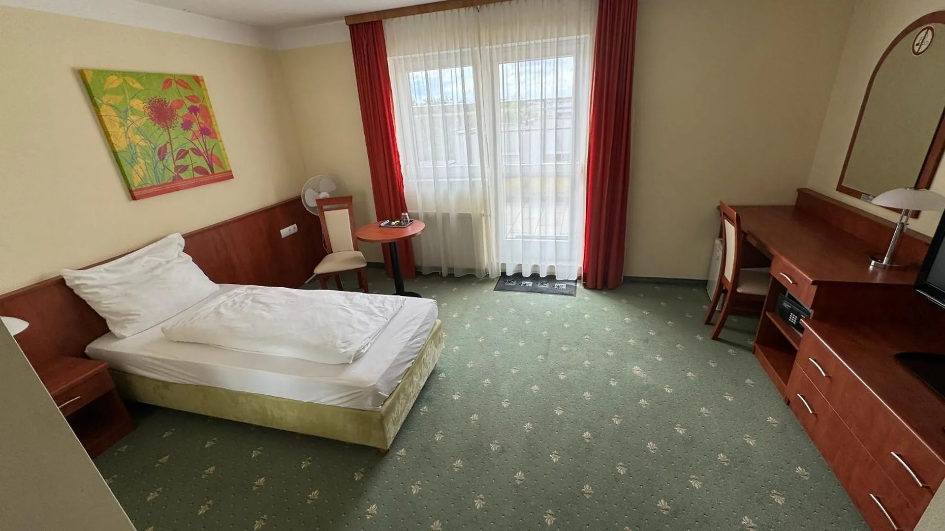 Hotel Breitenlee Vienna