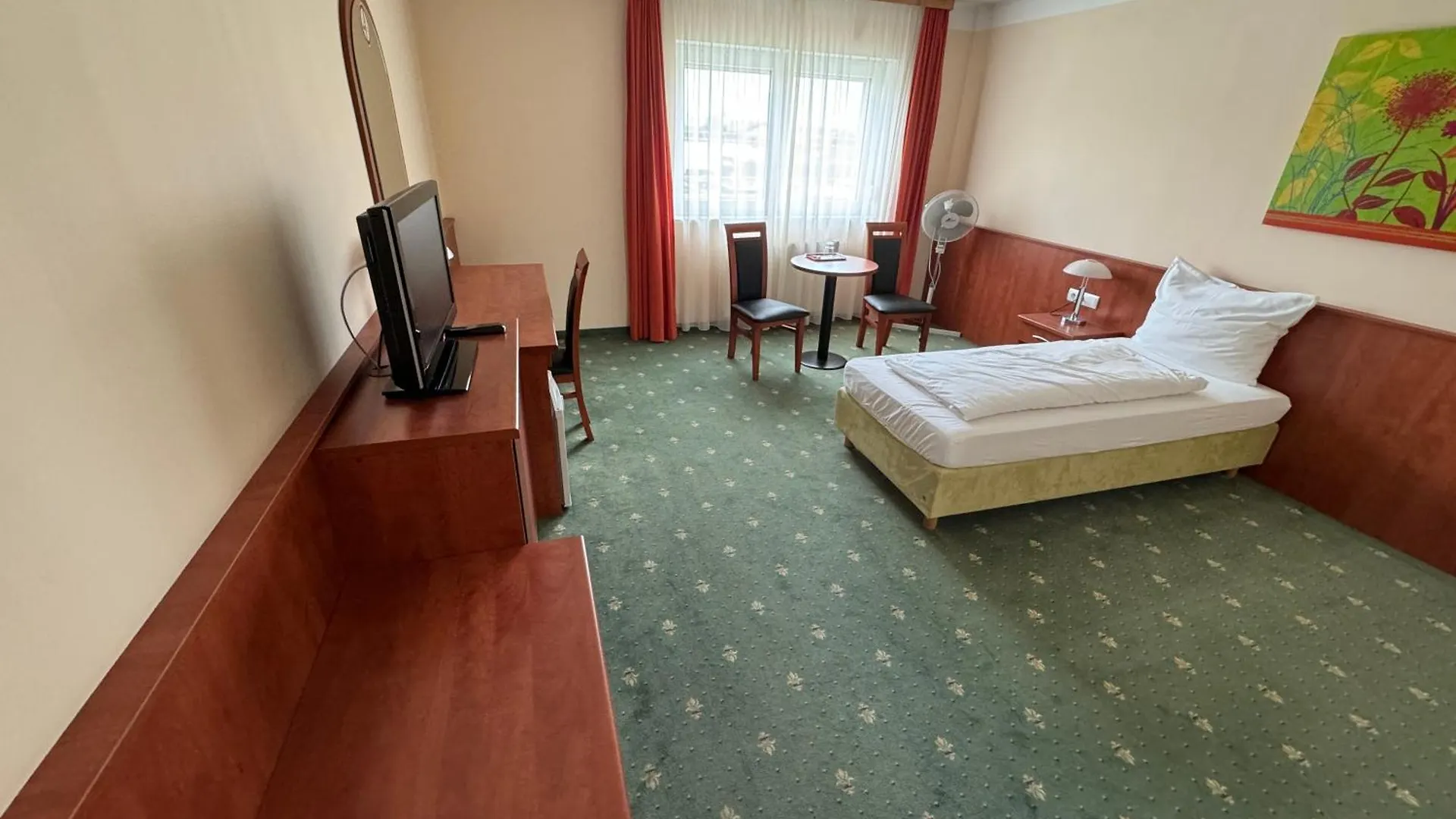 Hotel Breitenlee Vienna