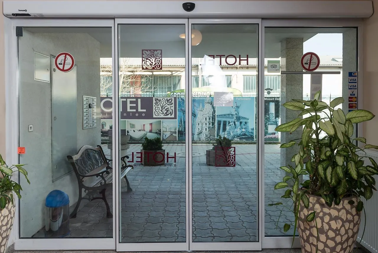 Hotel Breitenlee 비엔나 2*,